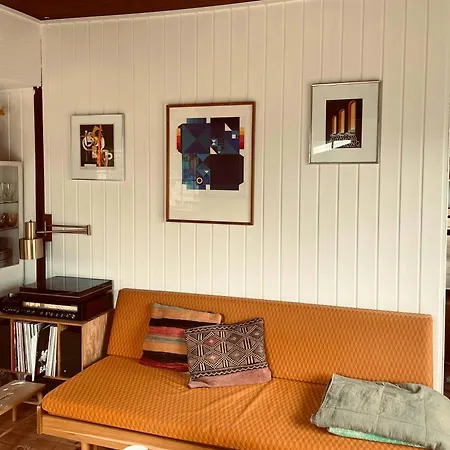 Ban-heiwa, Close To And Nature Store Fuglede