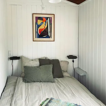 Ban-heiwa, Close To And Nature * Store Fuglede