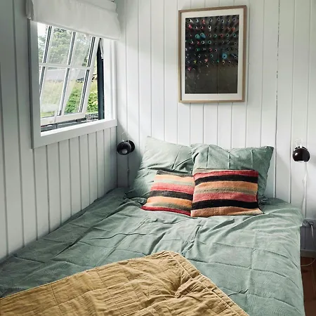 Ban-heiwa, Close To And Nature * Store Fuglede